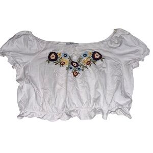 NWT Forever 21 + 3X White Embroidered Women's Top